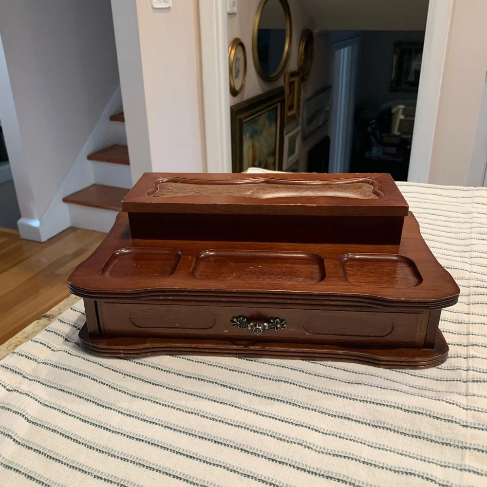 Vintage Solid Wood Leather Felt London 2-tiered Dresser Top Jewelry Box